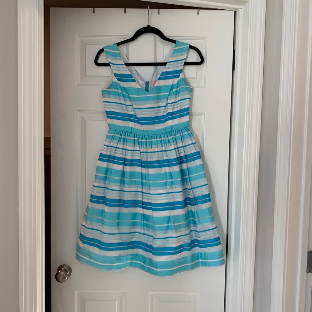 Worn once Lilly Pulitzer striped dress size 4